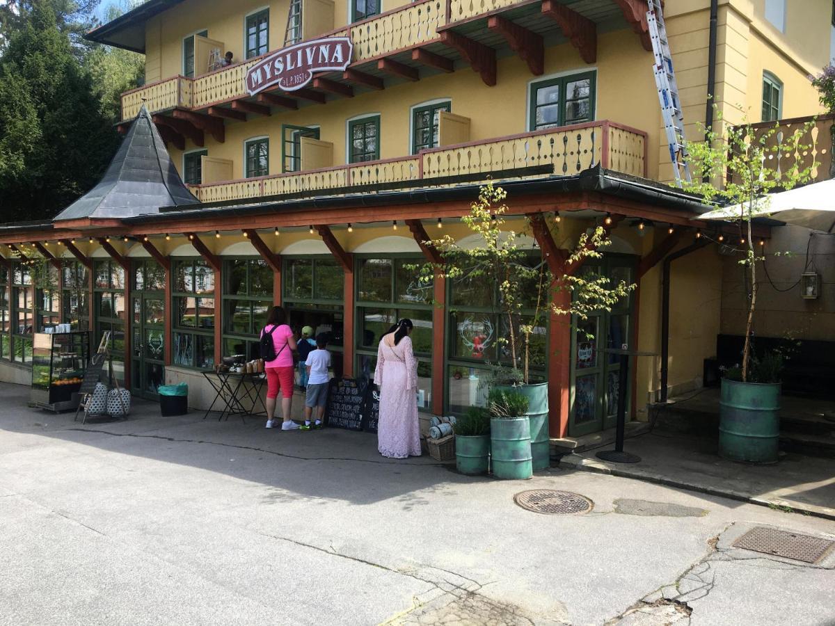 V Soukromi Luzne Homestay Luhacovice