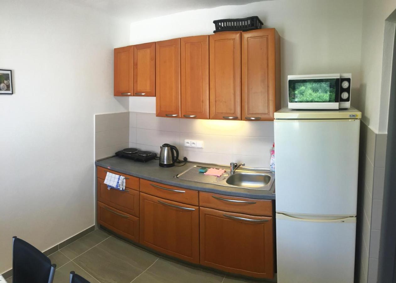 Homestay V Soukromi Luzne